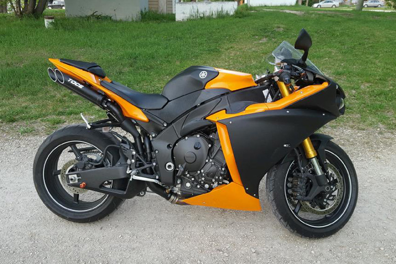 Yamaha Colour Change