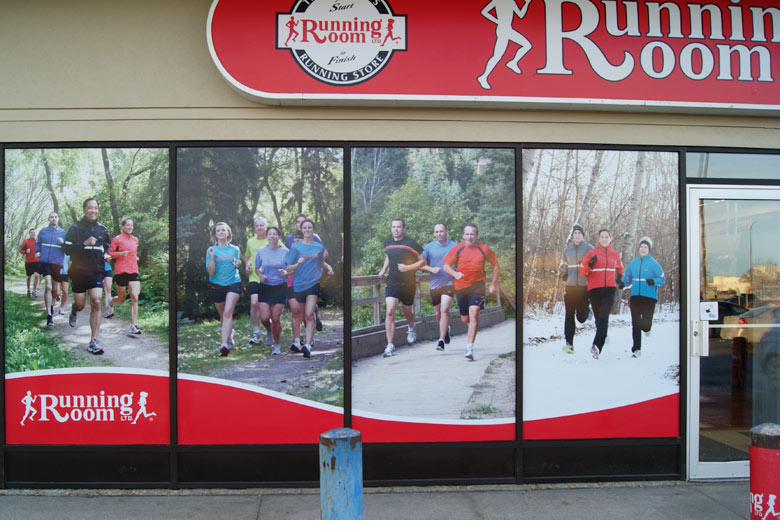 Running Room exterior building graphics – Xtreme Signs