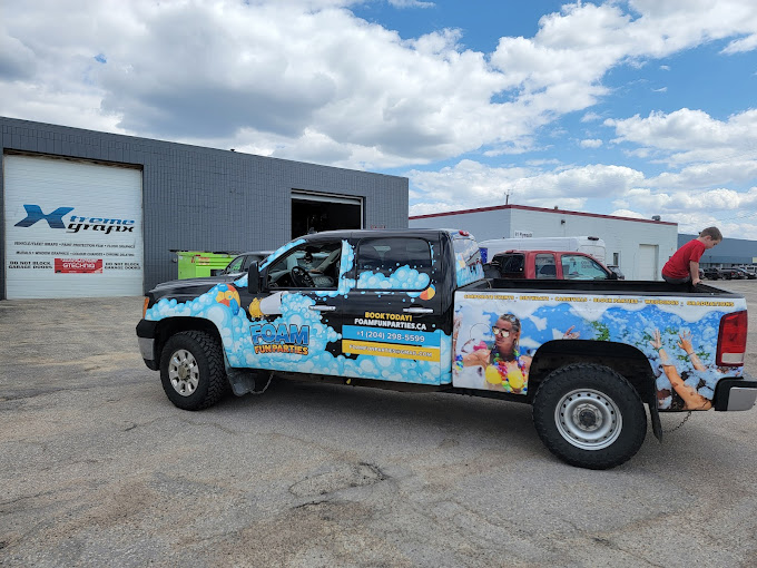 Professional vinyl installation